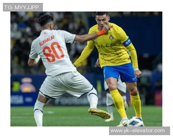 巴萨罗那在亚冠联赛中遭遇挫败，输给了对手火力强劲的表现