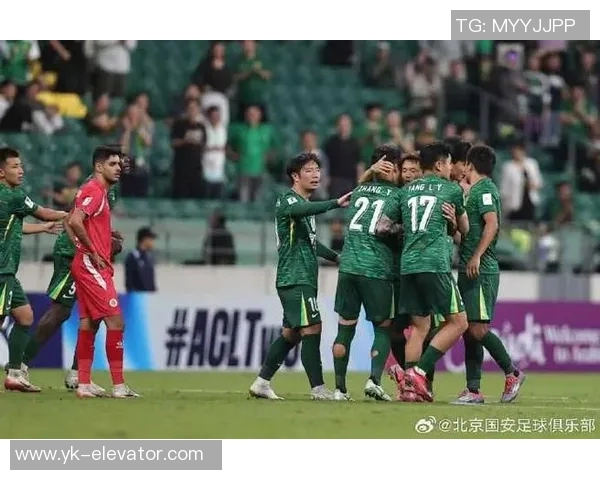 北京国安队一战告捷，成功晋级亚冠八强赛众目睽睽