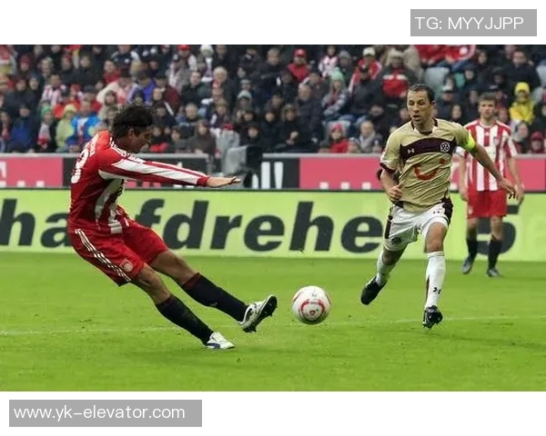 汉诺威96在德甲赛场上势不可挡绝杀纽伦堡取得惊险胜利 汉诺威96在德甲赛场上势不可挡绝杀纽伦堡取得惊险胜利